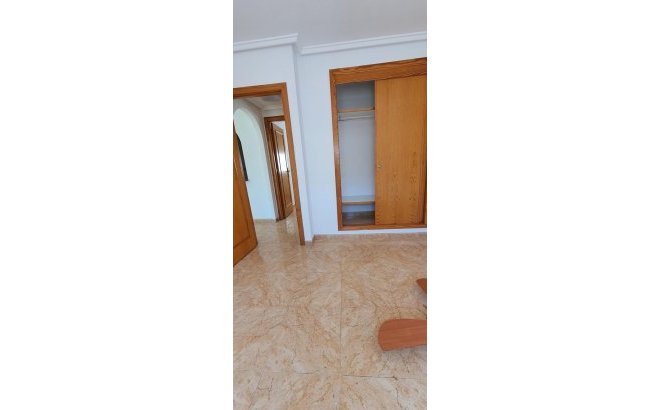 Revente - Penthouse -
Torrevieja - Centro