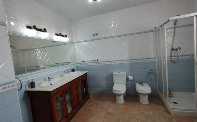 Herverkoop - Villa -
Torrevieja - Costa Blanca