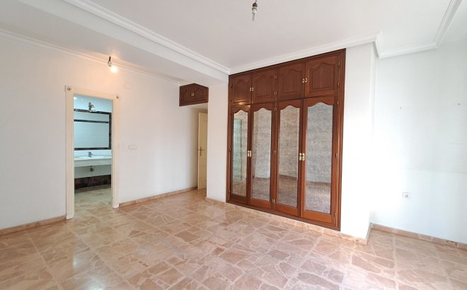 Revente - Appartement -
Torrevieja - Costa Blanca