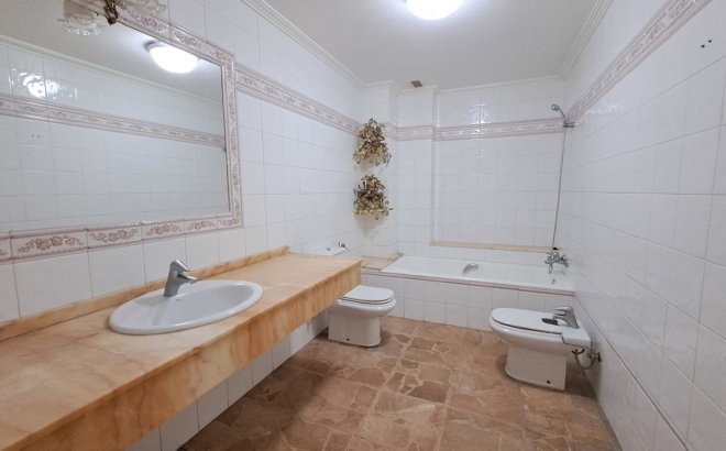 Revente - Appartement -
Torrevieja - Costa Blanca