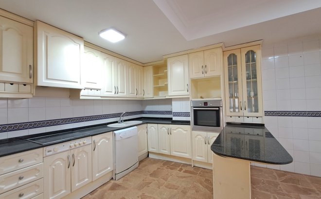 Revente - Appartement -
Torrevieja - Costa Blanca