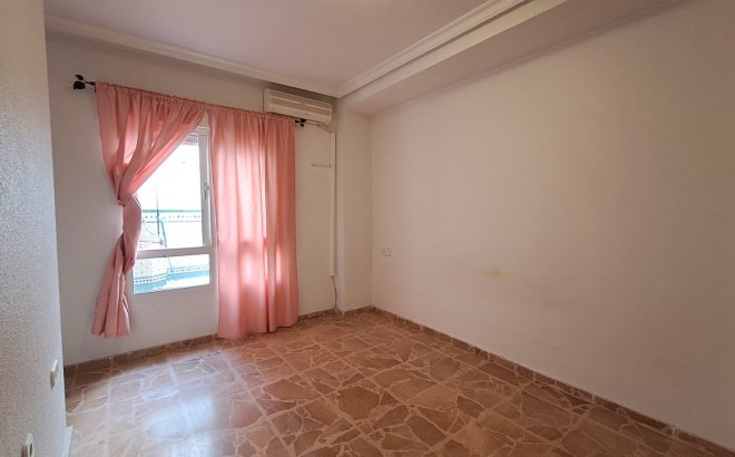 Revente - Appartement -
Torrevieja - Costa Blanca