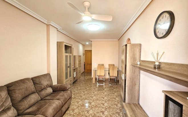 Resale - Apartment -
Torrevieja - Costa Blanca