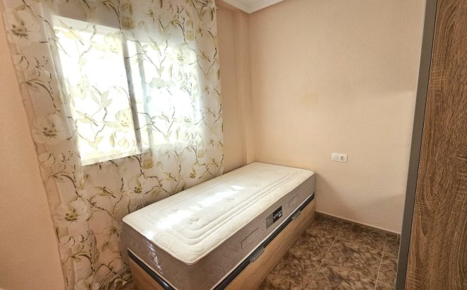 Resale - Apartment -
Torrevieja - Costa Blanca