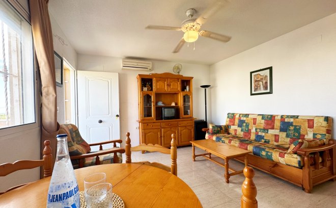 Resale - Bungalow -
San Miguel de Salinas - Inland