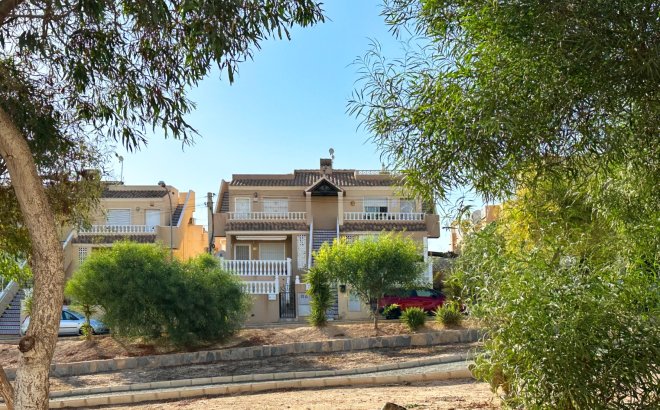 Resale - Bungalow -
San Miguel de Salinas - Inland