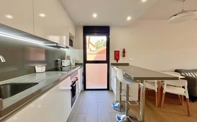 Herverkoop - Appartement -
Villamartin - Costa Blanca