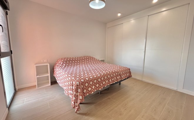 Herverkoop - Appartement -
Villamartin - Costa Blanca