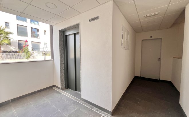 Herverkoop - Appartement -
Villamartin - Costa Blanca