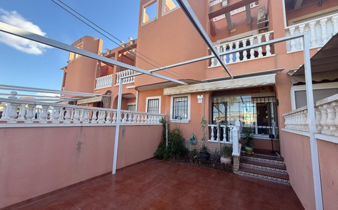 Resale - Semi Detached -
Torrevieja - El Limonar