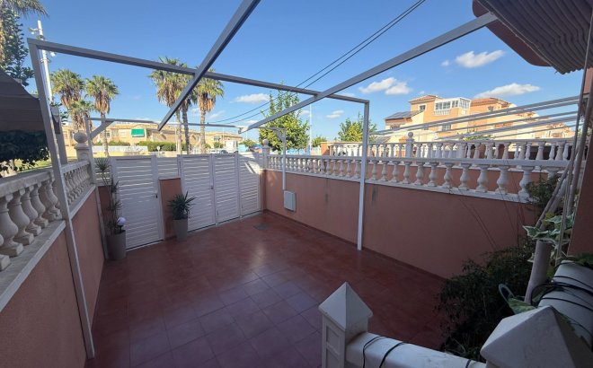 Resale - Semi Detached -
Torrevieja - El Limonar