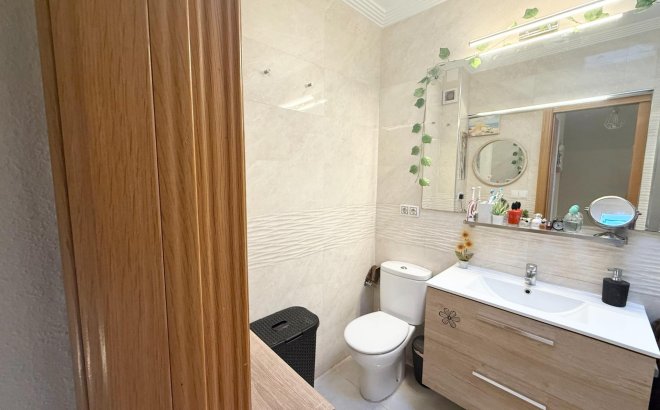 Resale - Semi Detached -
Torrevieja - El Limonar