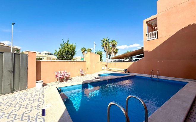 Resale - Semi Detached -
Torrevieja - El Limonar
