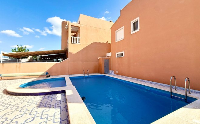 Resale - Semi Detached -
Torrevieja - El Limonar