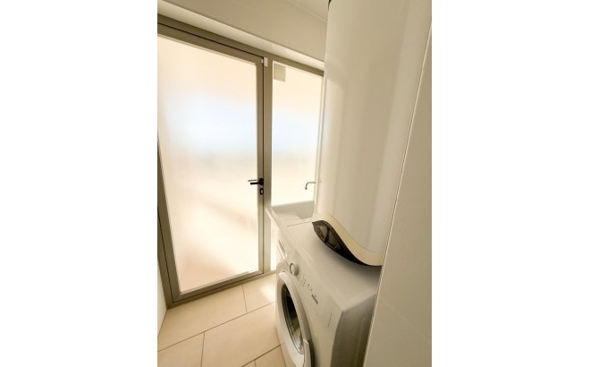 Resale - Apartment -
Orihuela Costa - La Zenia