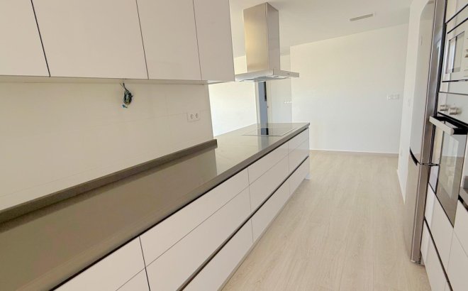 Resale - Apartment -
Orihuela Costa - La Zenia
