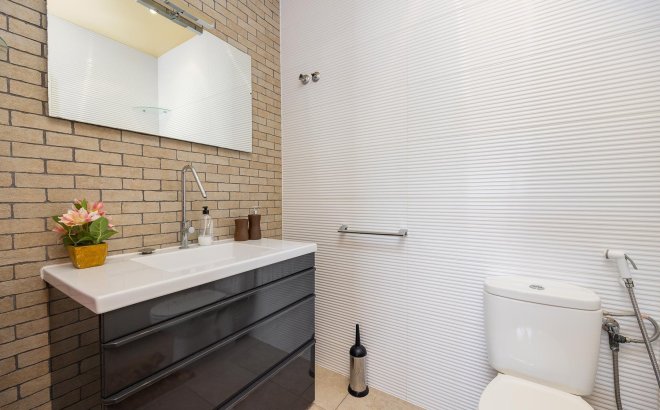 Resale - Villa -
Orihuela Costa - Costa Blanca