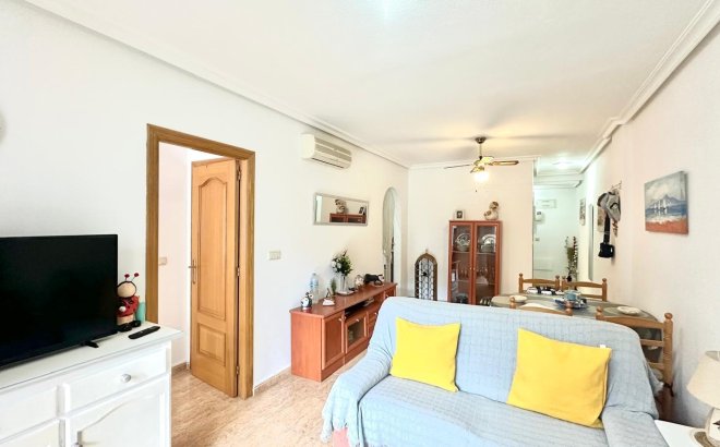 Resale - Apartment -
Torrevieja - Playa del Cura