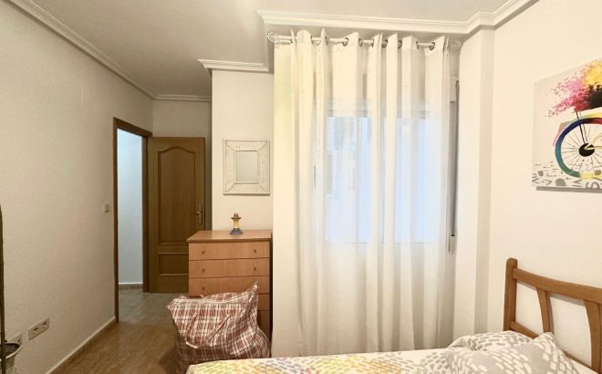 Resale - Apartment -
Torrevieja - Playa del Cura
