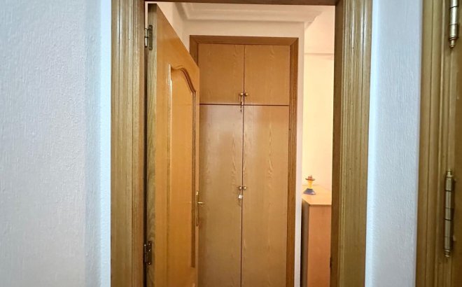 Resale - Apartment -
Torrevieja - Playa del Cura