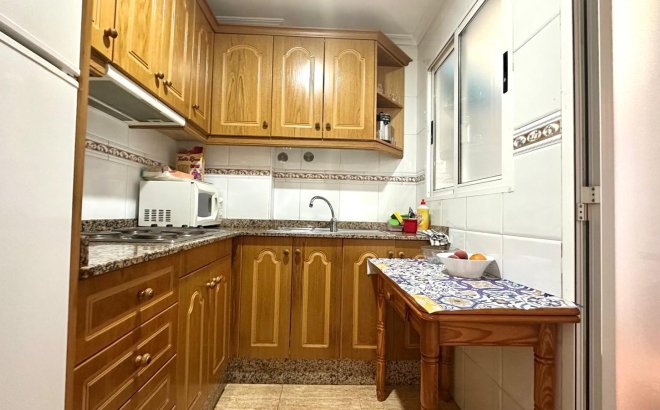 Resale - Apartment -
Torrevieja - Playa del Cura