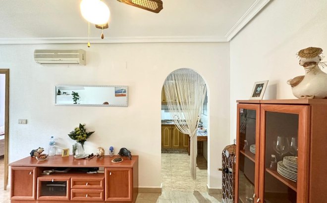 Resale - Apartment -
Torrevieja - Playa del Cura