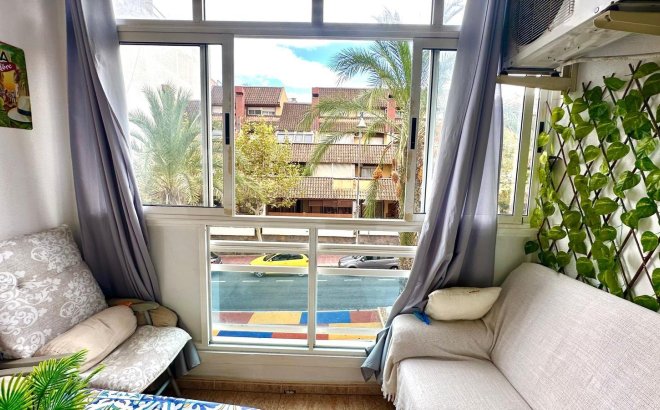 Resale - Apartment -
Torrevieja - Playa del Cura