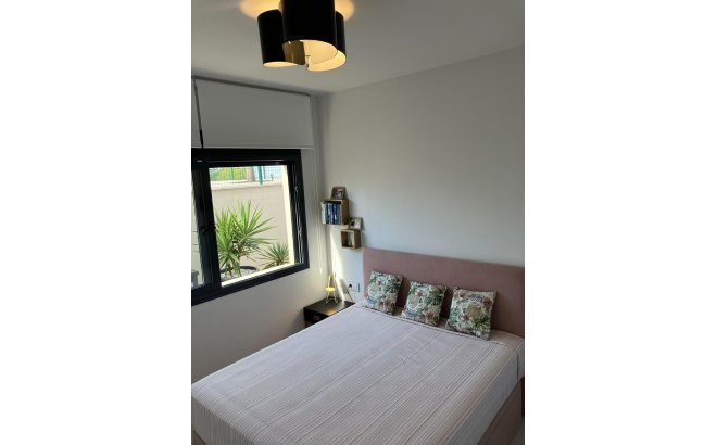 Resale - Bungalow -
San Miguel de Salinas - Las Colinas