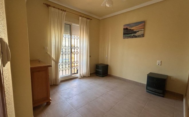 Herverkoop - Town House -
Los Altos - Costa Blanca