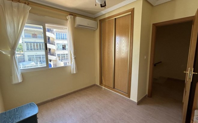 Herverkoop - Town House -
Los Altos - Costa Blanca