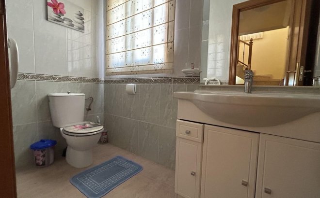 Herverkoop - Town House -
Los Altos - Costa Blanca