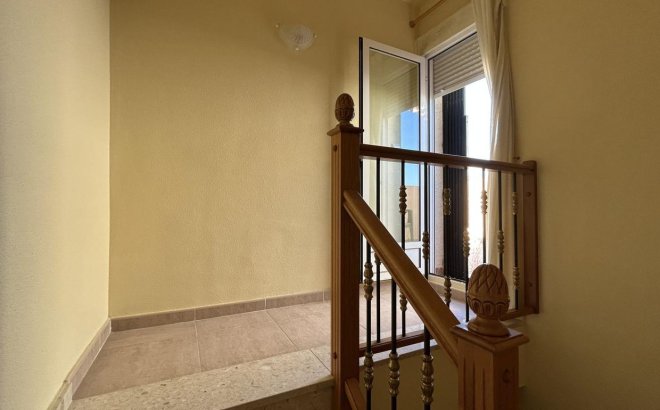 Herverkoop - Town House -
Los Altos - Costa Blanca