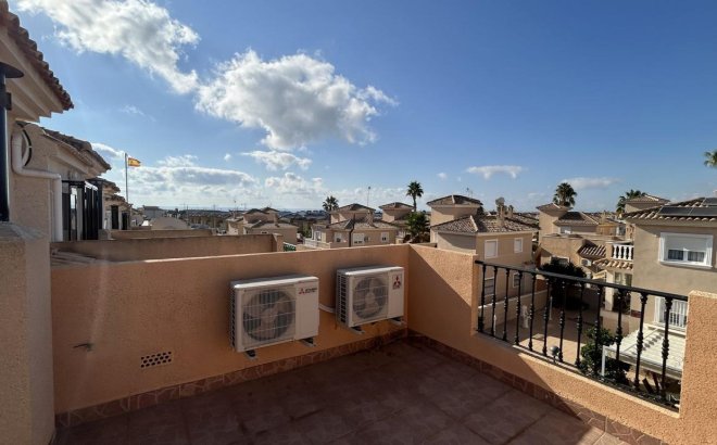 Herverkoop - Town House -
Los Altos - Costa Blanca