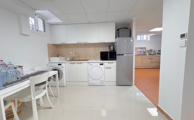 Revente - Villa -
Algorfa