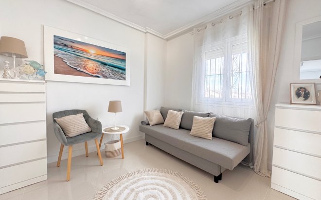 Revente - Villa -
Algorfa