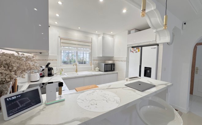 Revente - Villa -
Algorfa