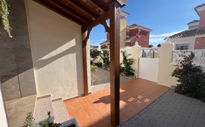 Revente - Villa -
Algorfa