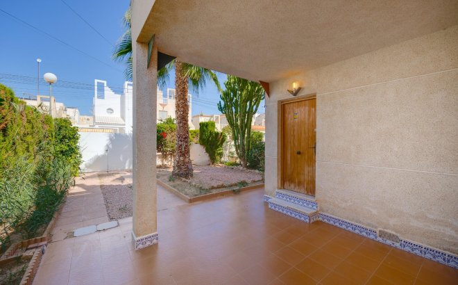 Resale - Town House -
Torrevieja - Paraje Natural