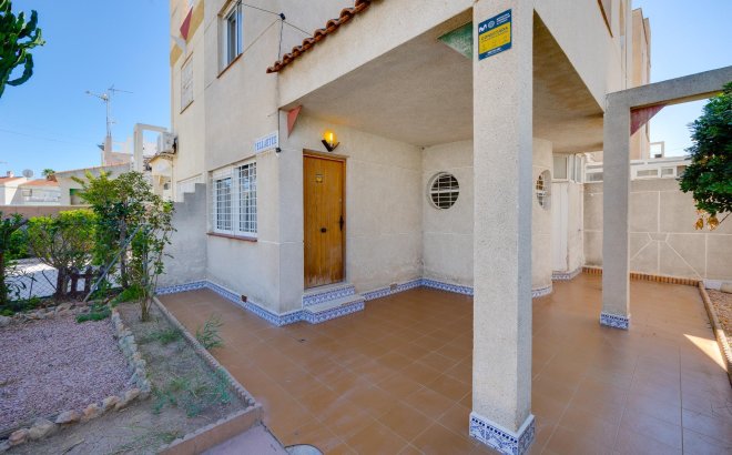 Resale - Town House -
Torrevieja - Paraje Natural