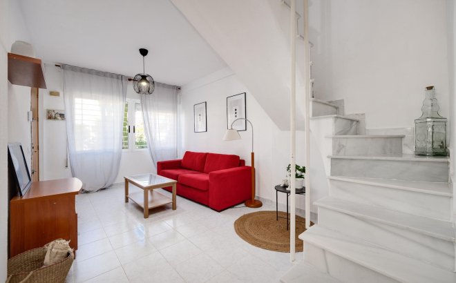 Resale - Town House -
Torrevieja - Paraje Natural