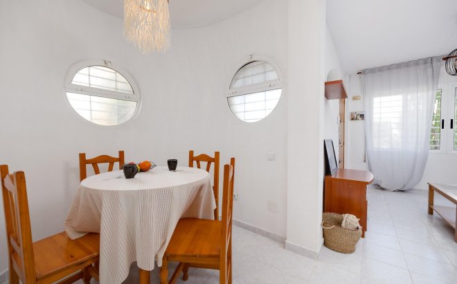Resale - Town House -
Torrevieja - Paraje Natural
