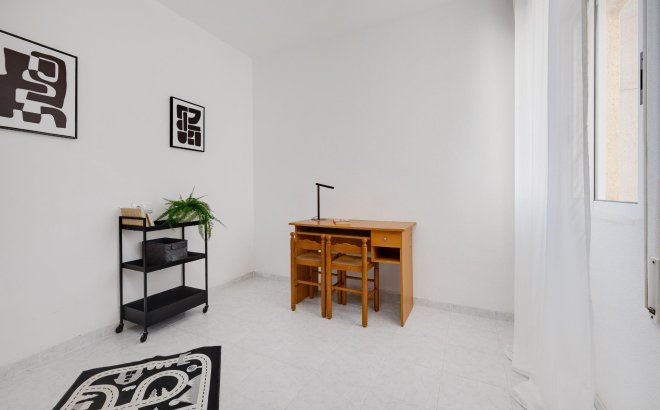 Resale - Town House -
Torrevieja - Paraje Natural