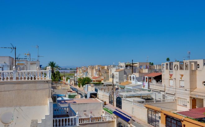 Resale - Town House -
Torrevieja - Paraje Natural