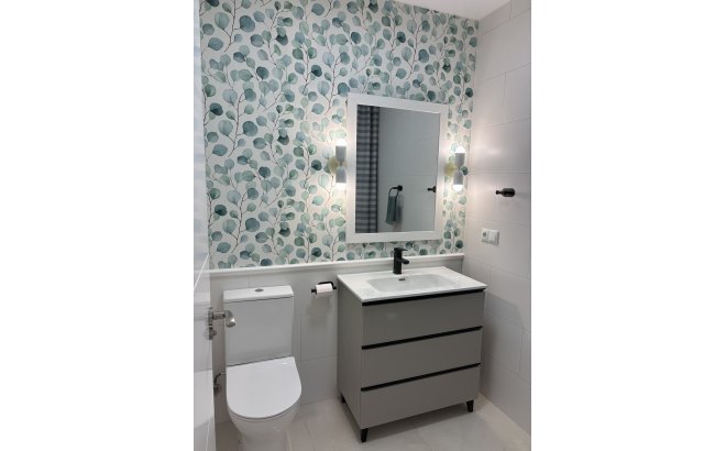 Herverkoop - Town House -
Torrevieja - Costa Blanca