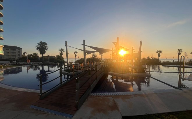 Revente - Appartement -
Punta Prima - Costa Blanca