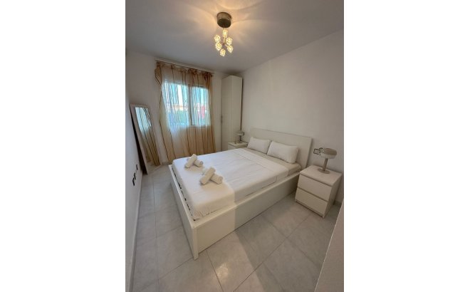 Rental - Ground Floor Bungalow -
Orihuela Costa - La Florida