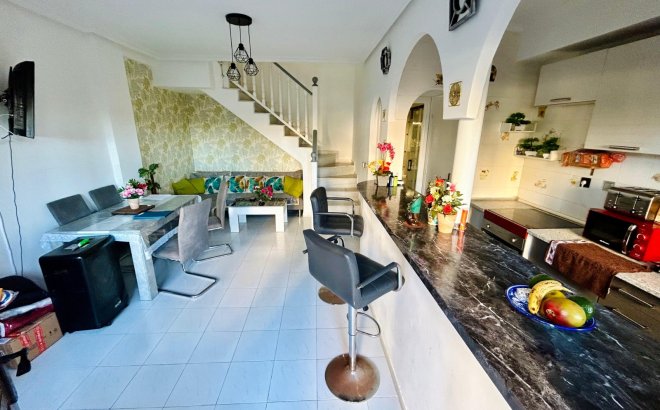 Revente - Dúplex -
Torrevieja - Costa Blanca