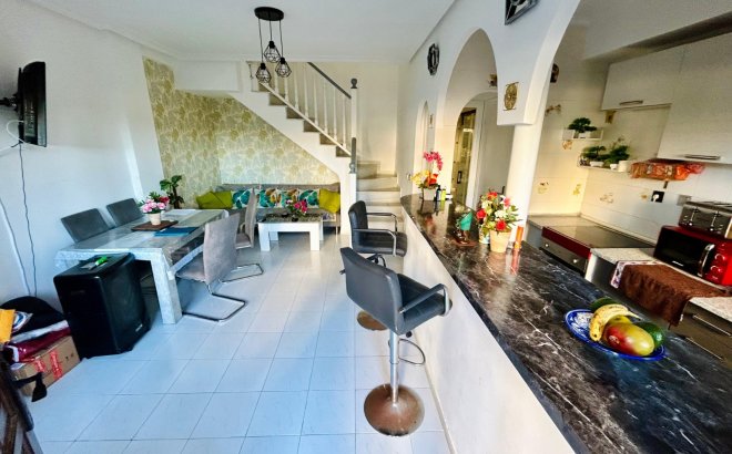 Revente - Dúplex -
Torrevieja - Costa Blanca