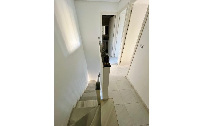 Revente - Dúplex -
Torrevieja - Costa Blanca