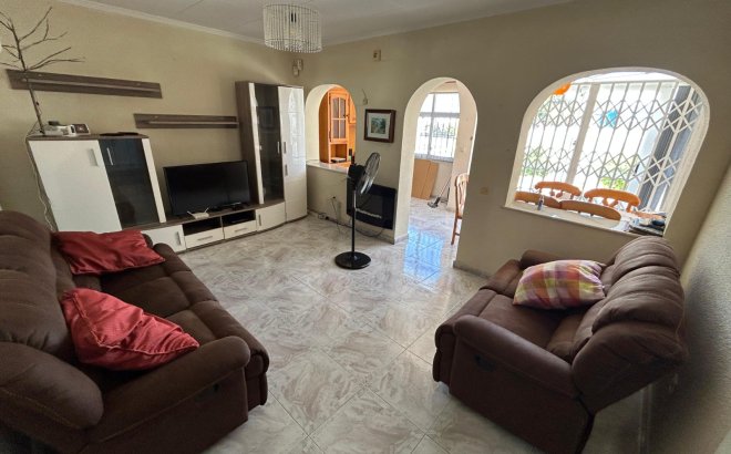 Resale - Town House -
Torrevieja - Costa Blanca